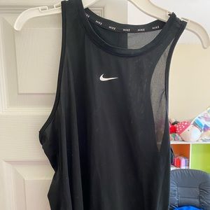 Girls Nike Dri Fit Tank Top Black with White Check Size XL EUC